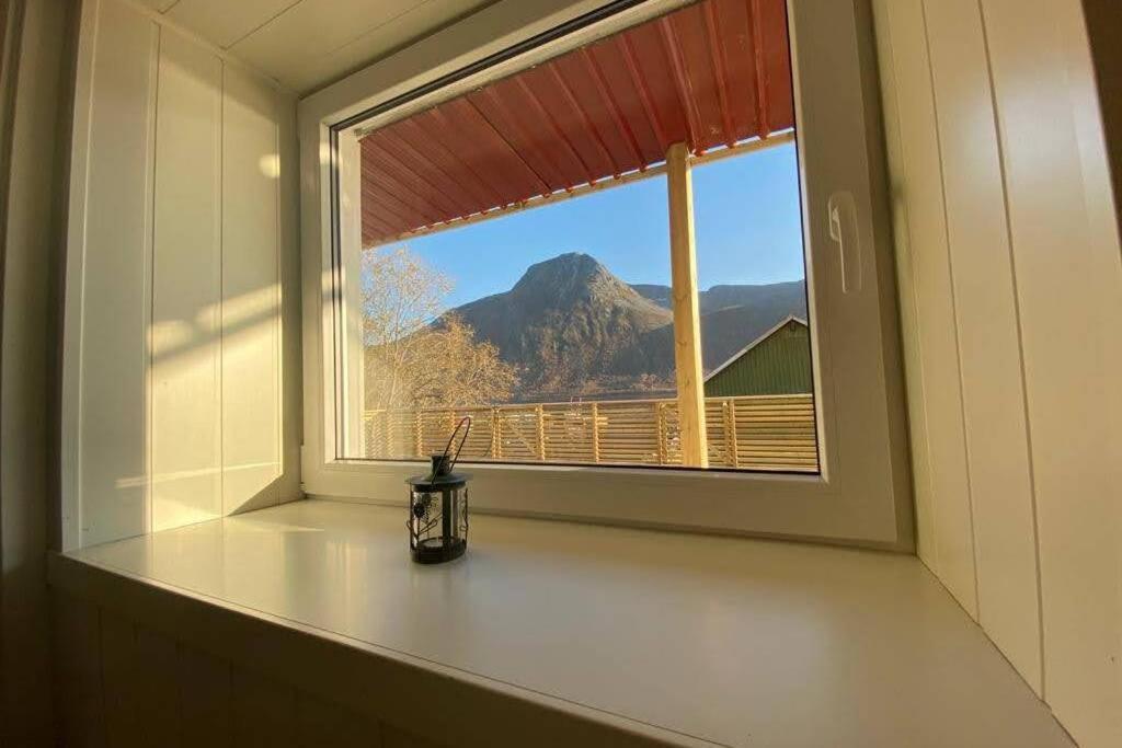 Waterfront Senja 3 Apartment Torsken Exterior photo